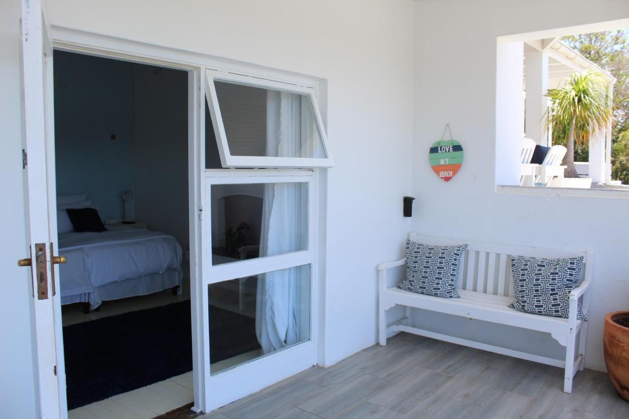 Blue'S Guest House - East London Bonza Bay Dış mekan fotoğraf